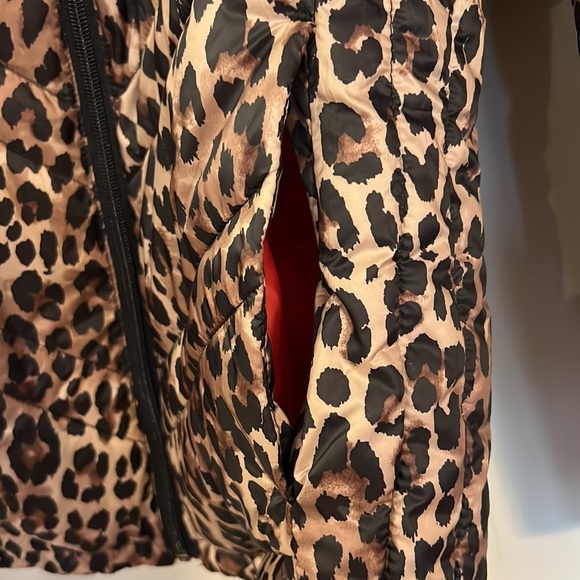 Reversible light weight puffer coat - Picture 3 of 6